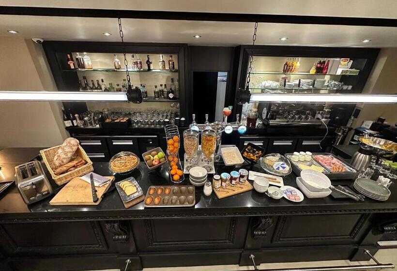 هتل Logis Hôtel & Restaurant Le Vert Bocage