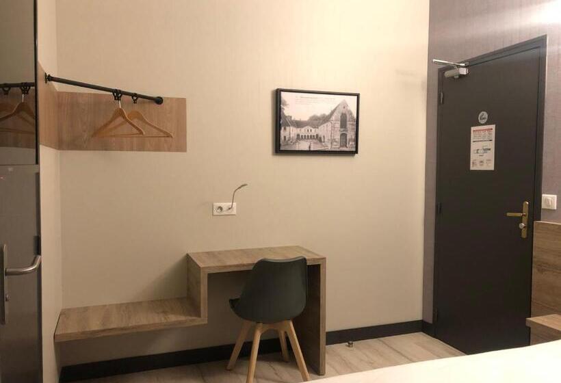 Отель Logis Hôtel Saint Nicolas