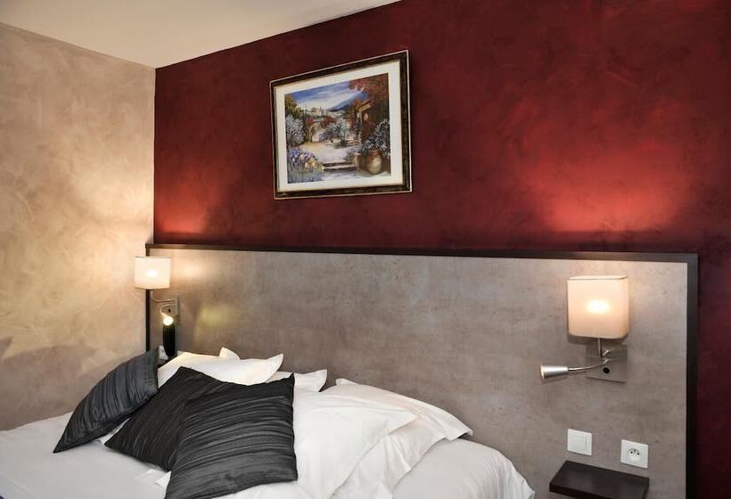 فندق Logis Auberge A La Tete De Lard