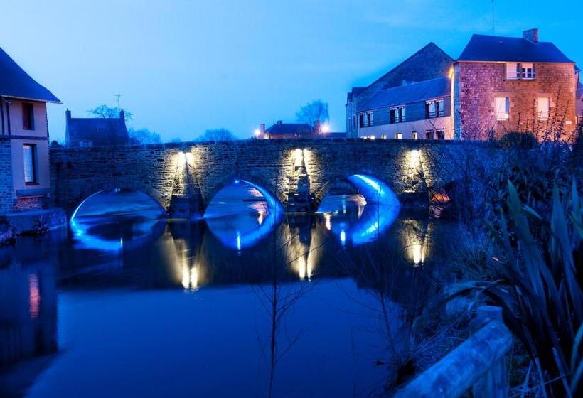 בית מלון כפרי Logis Auberge De La Sélune