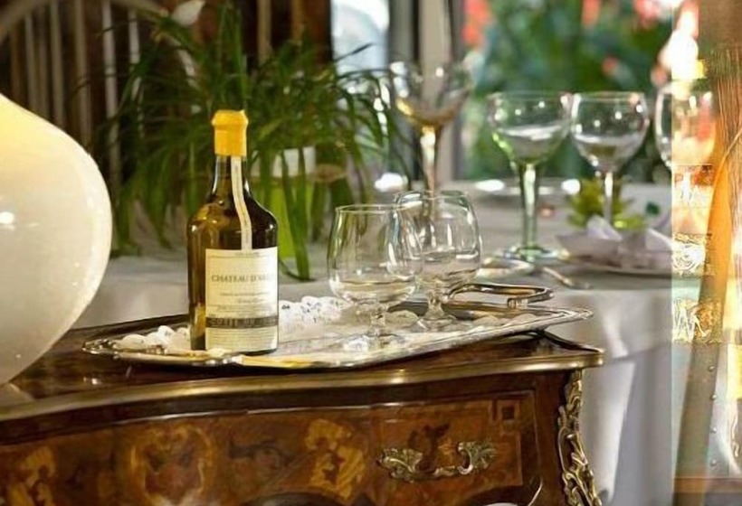 ホテル Logis Chez Bach