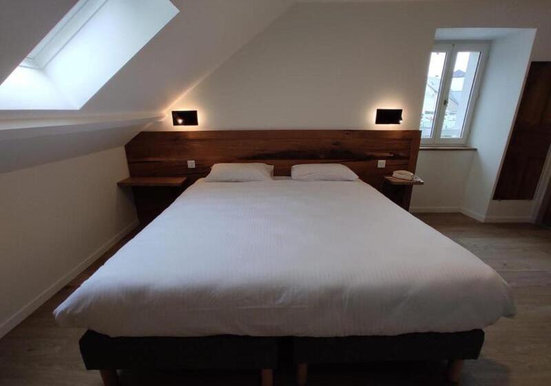 Отель Logis Hôtel Etchemaïté