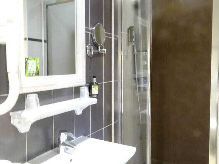 בית מלון כפרי Logis L Auberge Du President