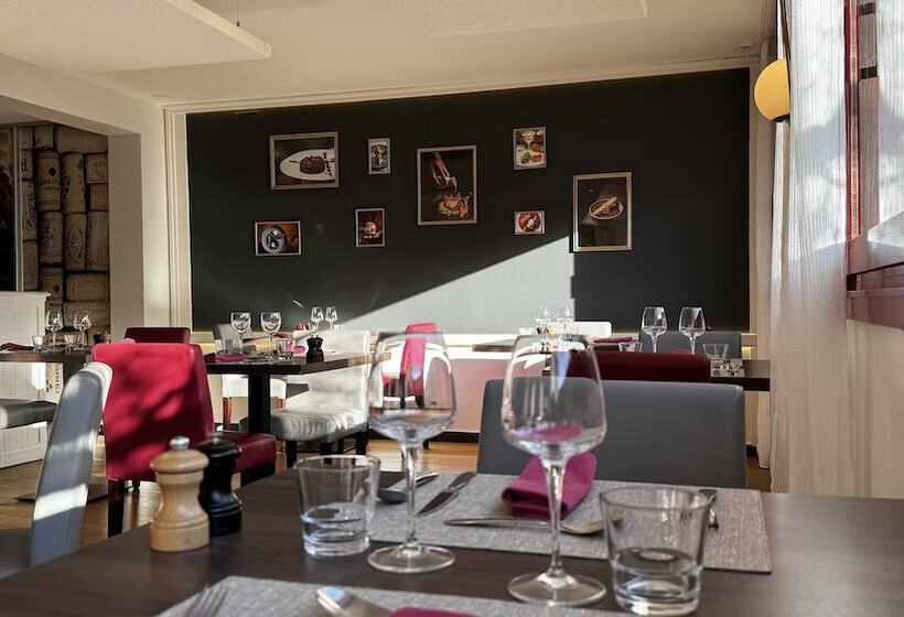 هتل La Terrasse Fleurie, Logis, Hôtel Et Restaurant