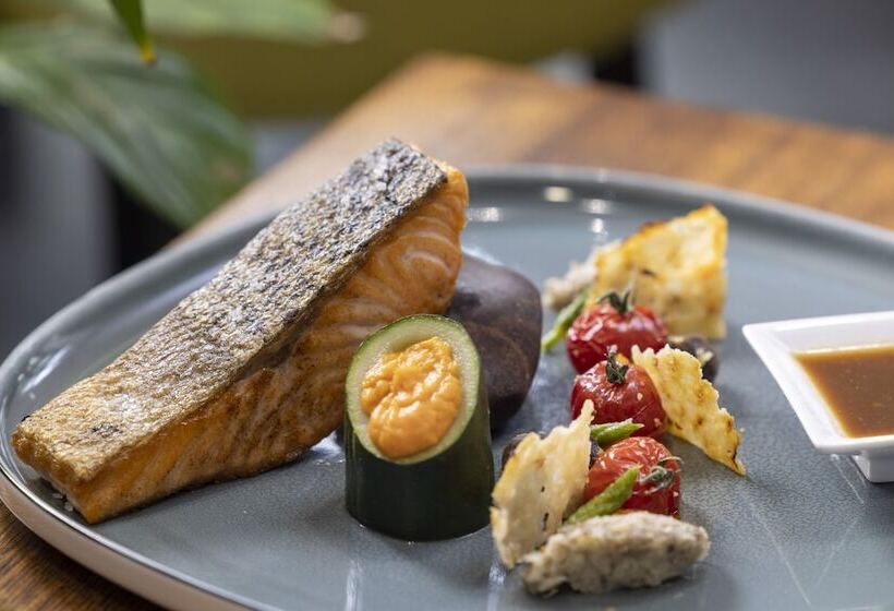 호텔 Logis Hôtel Restaurant Le Fontarabie