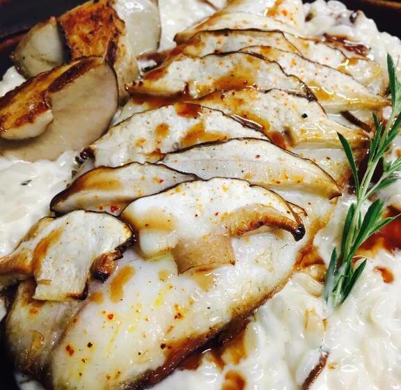 فندق Logis Le Relais De La Voie Sacrée