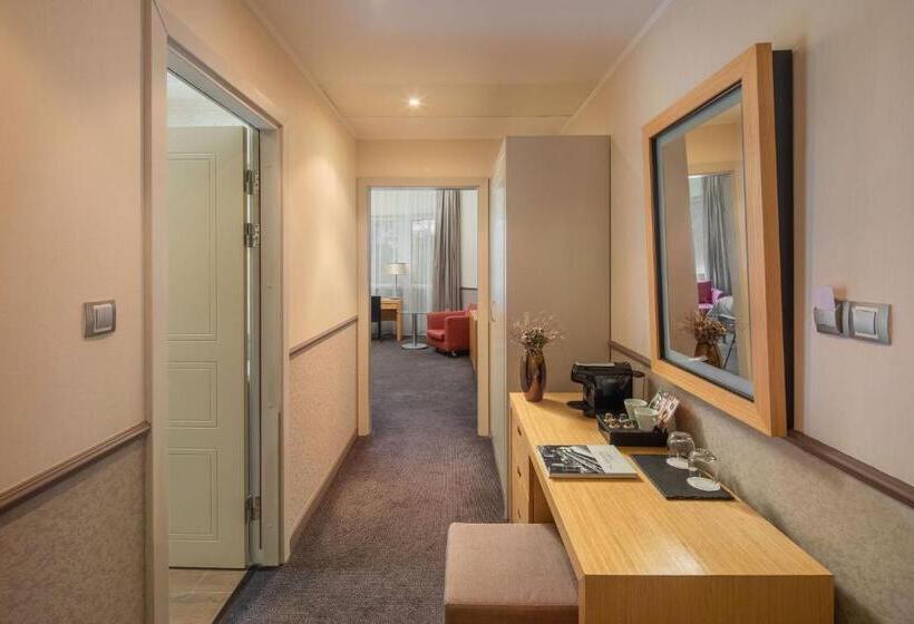 Fotos del hotel Mamaison Hotel Andrassy Budapest:  12