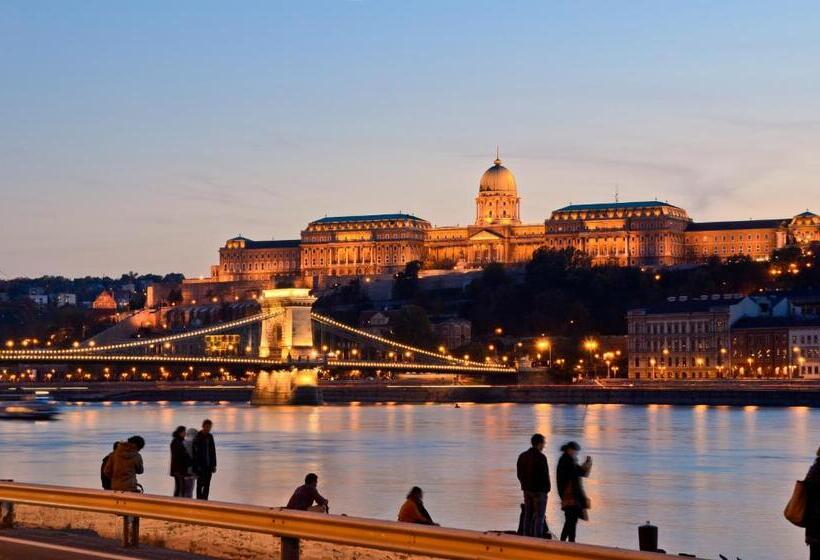 Fotos del hotel Mamaison Hotel Andrassy Budapest:  30