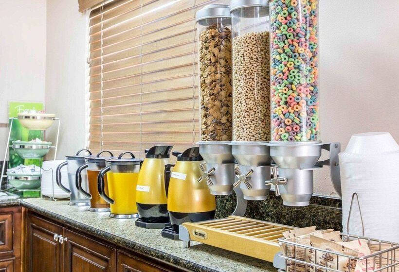 هتل Quality Inn Burbank Airport