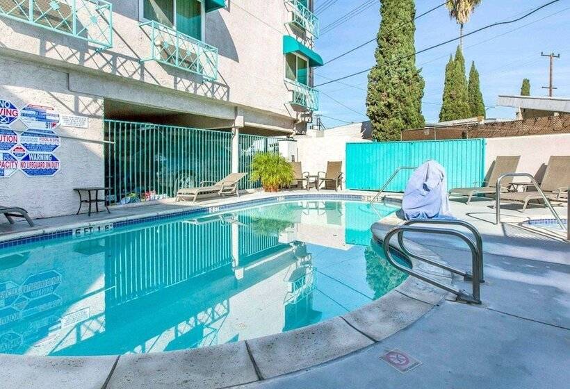 هتل Quality Inn Burbank Airport