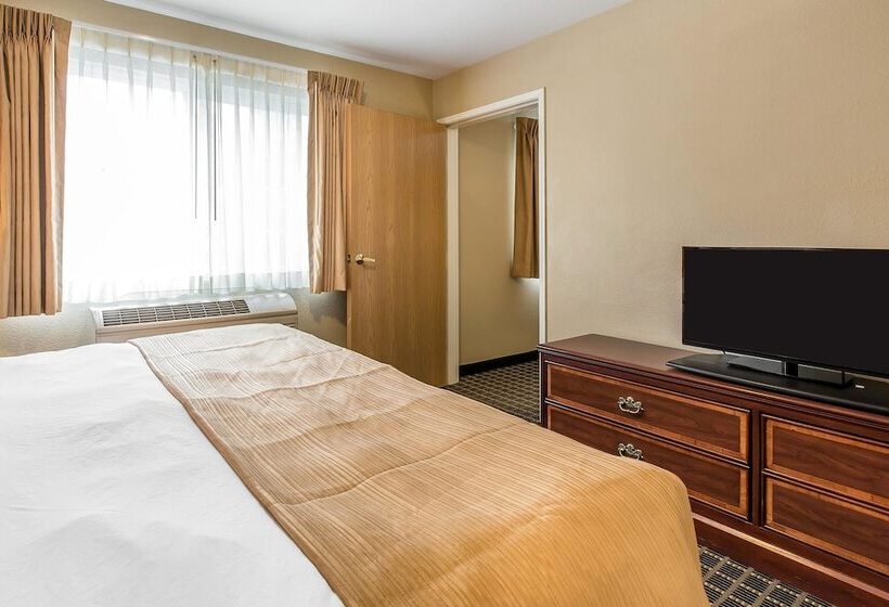 בית מלון כפרי Quality Inn & Suites On The River