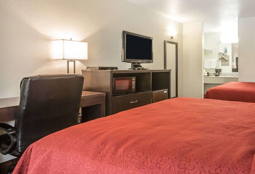 Hotel Quality Inn & Suites Woodland  Sacramento Airport