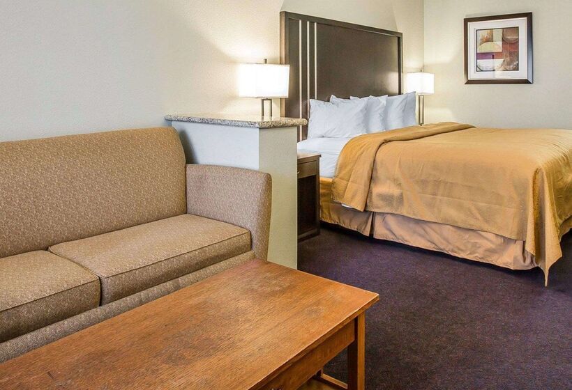 Hotel Quality Inn & Suites Woodland  Sacramento Airport