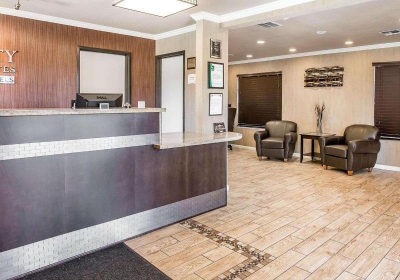 هتل Quality Inn & Suites Woodland  Sacramento Airport