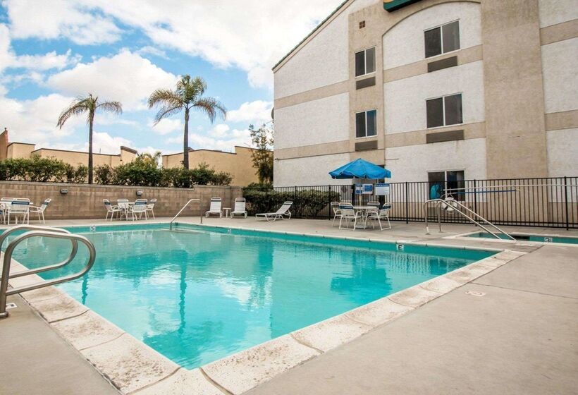 هتل Quality Suites San Diego Otay Mesa