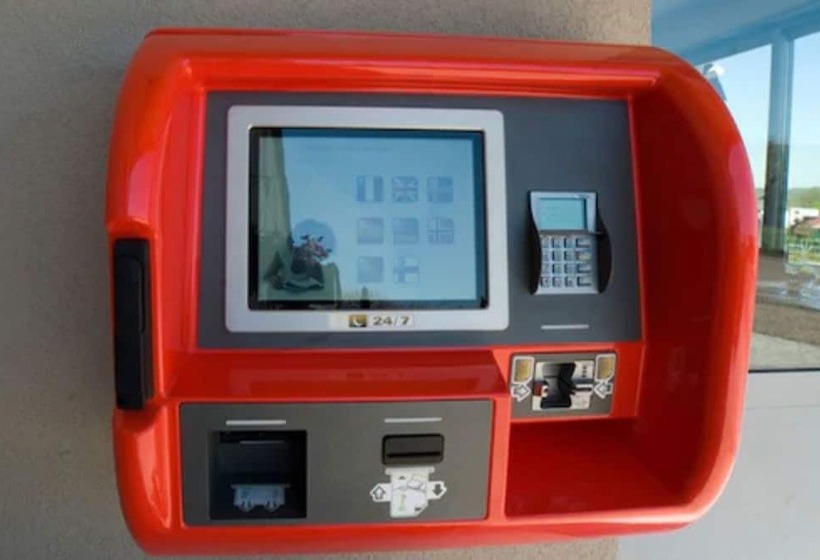 Logis Hotel Restaurant De La Madeleine