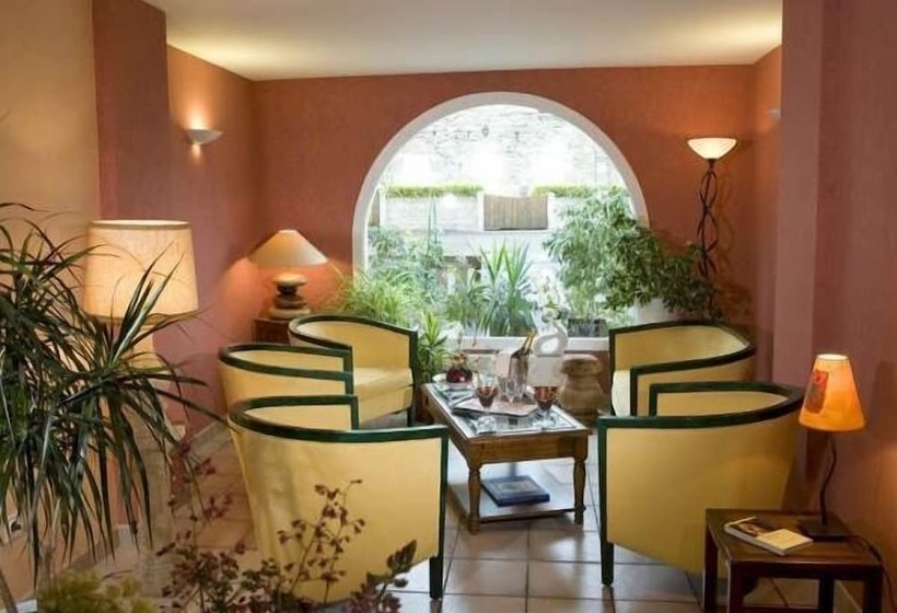 ホテル Hôtel Le Provence