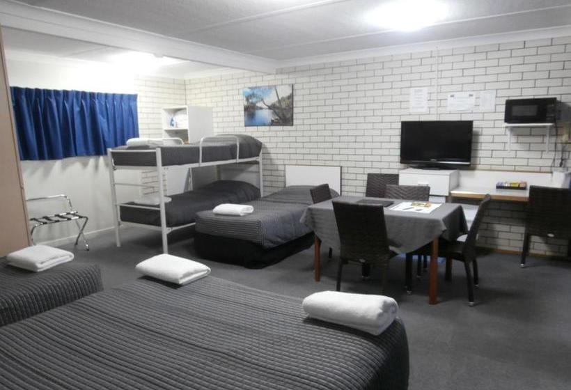 Binalong Motel