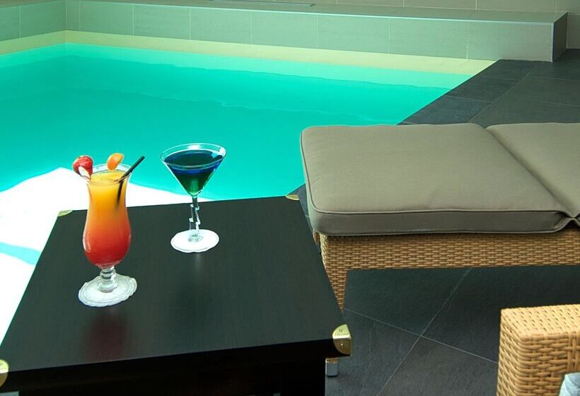 هتل Best Western Plus Les Terrasses De Brehat