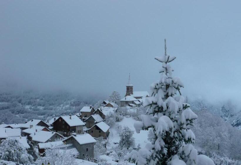 هتل Chalet Le Panoramique