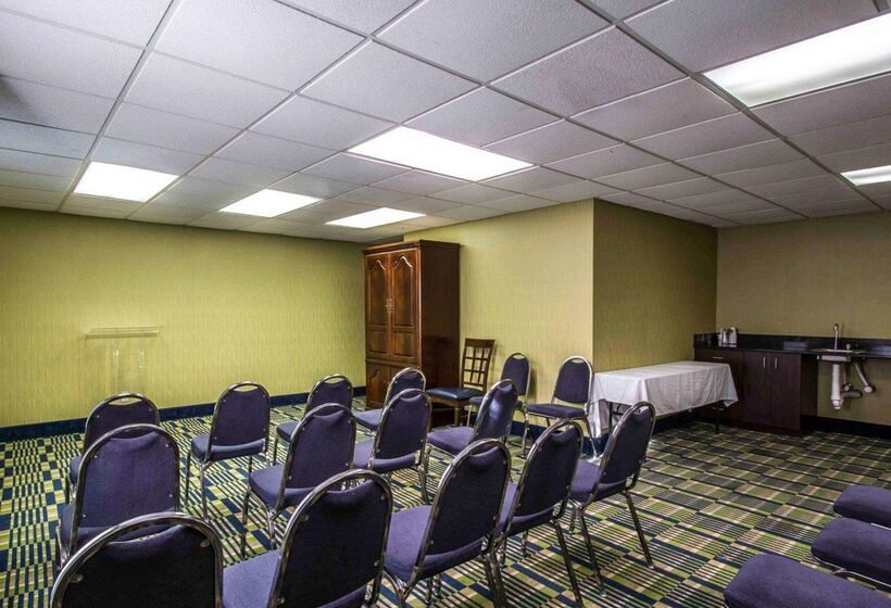 هتل Comfort Inn & Suites Lantana   West Palm Beach South