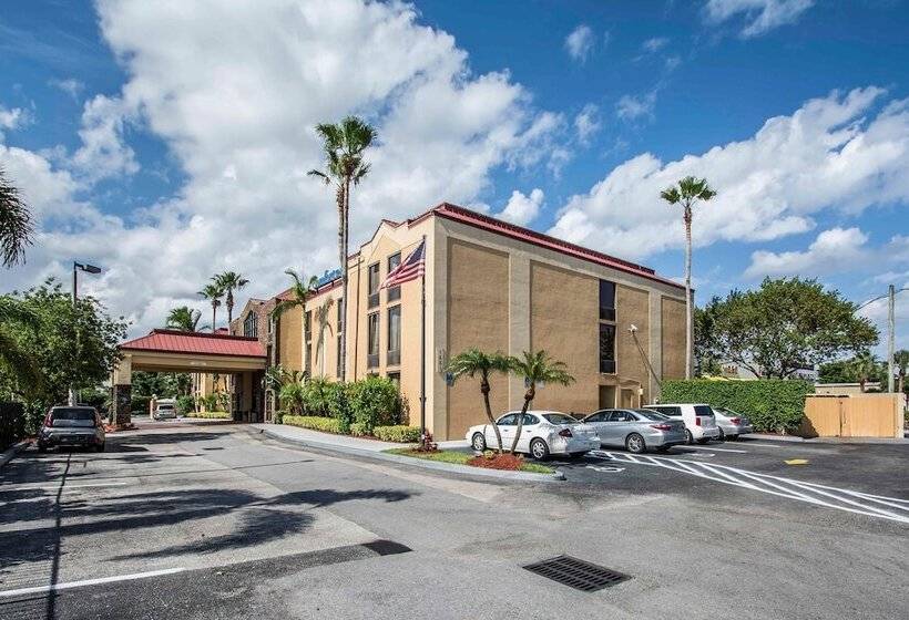 هتل Comfort Inn & Suites Lantana   West Palm Beach South