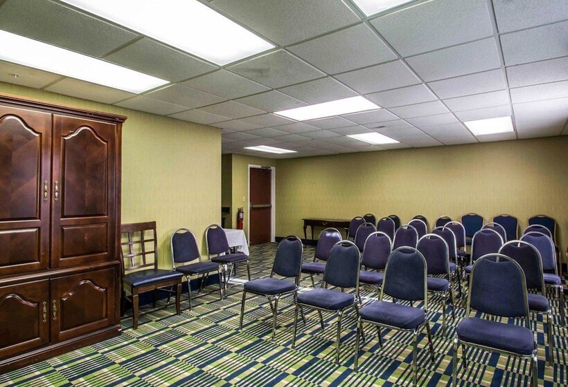 هتل Comfort Inn & Suites Lantana   West Palm Beach South