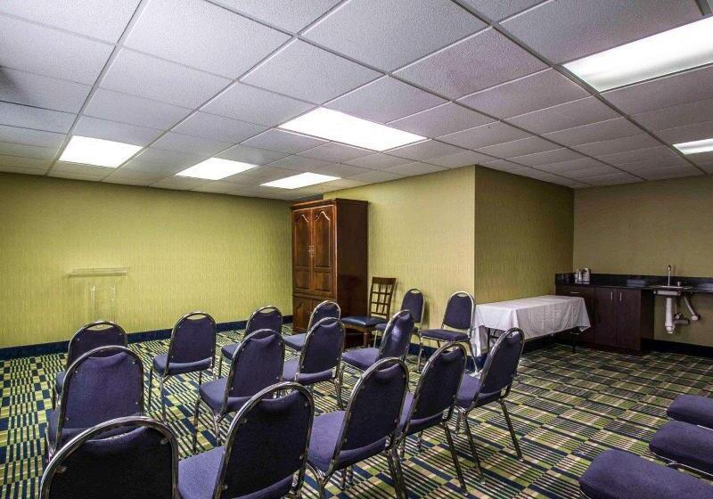 هتل Comfort Inn & Suites Lantana   West Palm Beach South