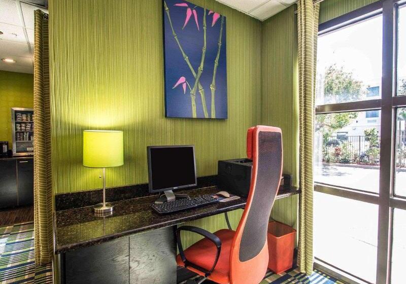 هتل Comfort Inn & Suites Lantana   West Palm Beach South