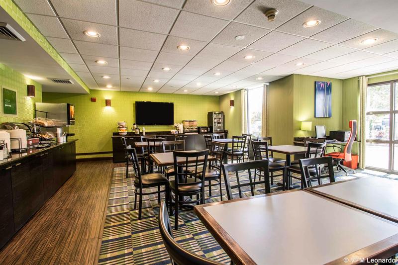 هتل Comfort Inn & Suites Lantana   West Palm Beach South