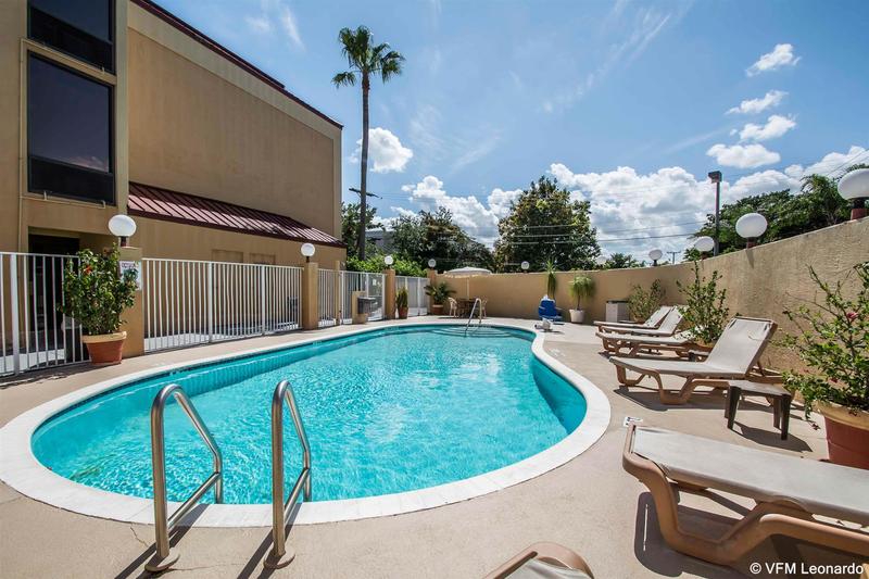 هتل Comfort Inn & Suites Lantana   West Palm Beach South