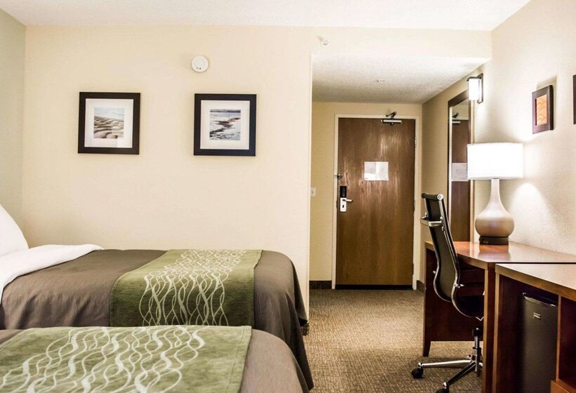 هتل Comfort Inn Fort Myers Northeast