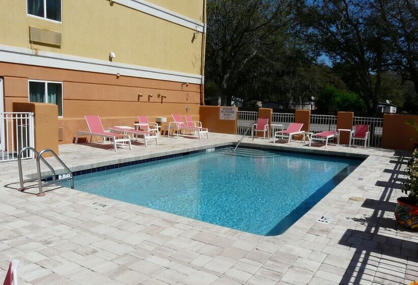 هتل Comfort Inn Fort Myers Northeast