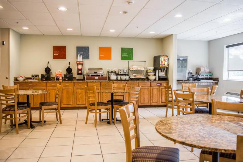 هتل Comfort Inn Fort Myers Northeast