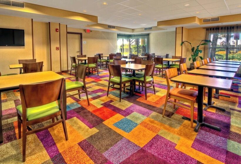 هتل Fairfield Inn & Suites By Marriott Destin