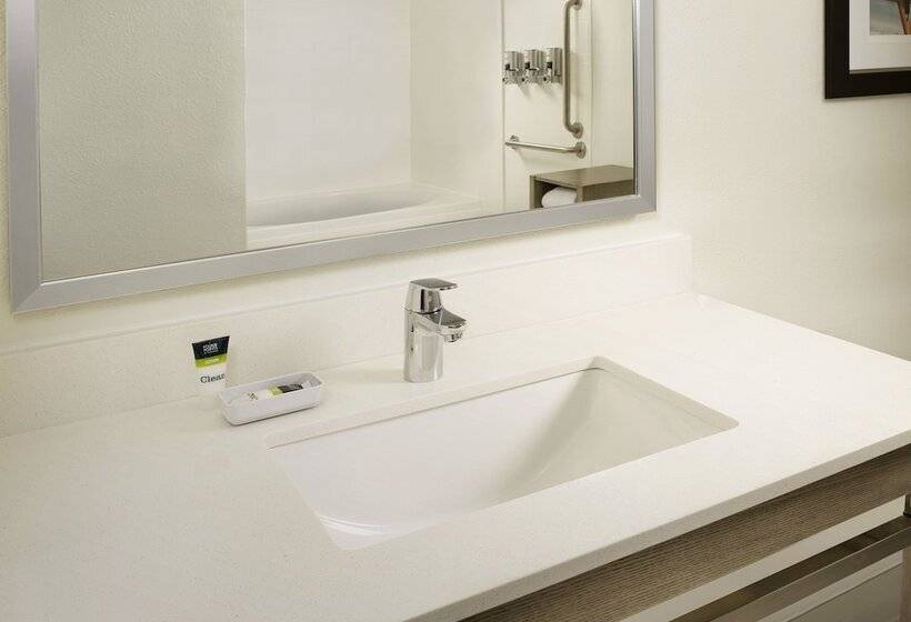 فندق Four Points By Sheraton Jacksonville Beachfront