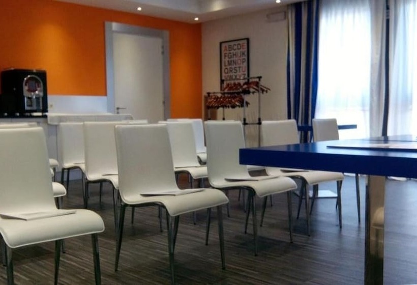 Fotos del hotel Holiday Inn Express Rome  East:  32