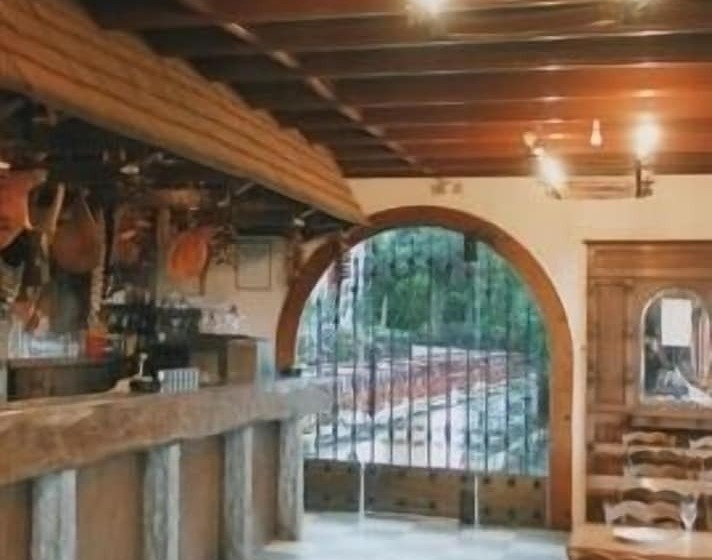 ホテル Hôtel Et Restaurant Du Col Osquich