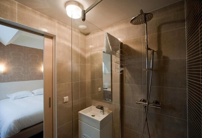 בית מלון כפרי Logis Hôtel Le Chene Dore