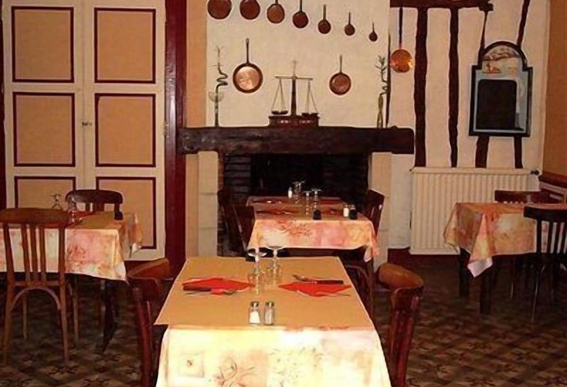 בית מלון כפרי Logis Hôtel Restaurant Métropole