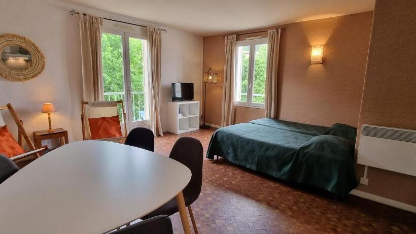 酒店 Logis Hôtels Le Saint Marc
