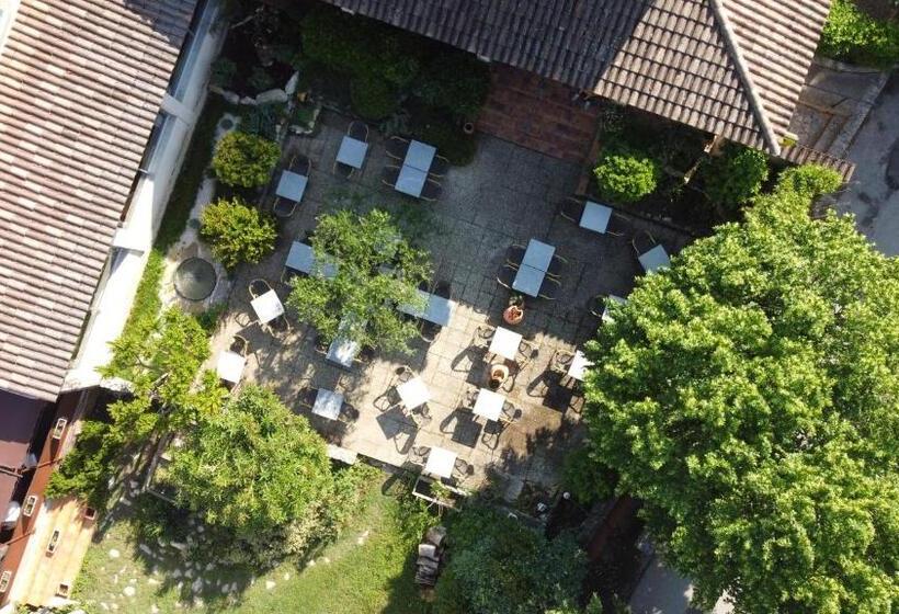 酒店 Logis Hôtels Le Saint Marc