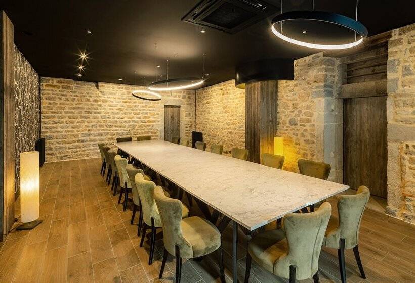 فندق Logis Hôtel Parenthèse, Restaurant & Spa