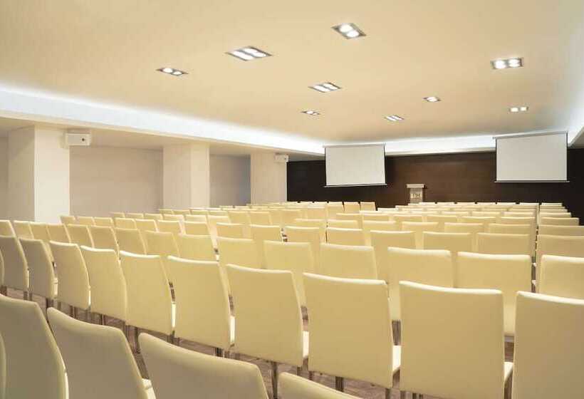 호텔 NH Montevideo Columbia