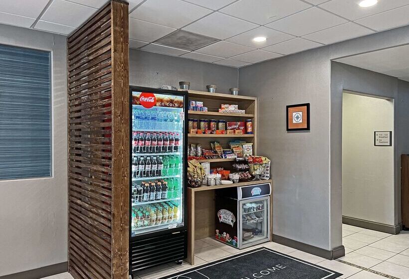 هتل Country Inn & Suites By Radisson Rehoboth Beach   Dewey