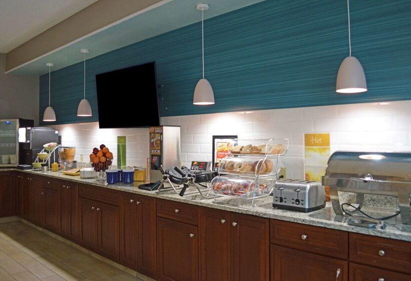 هتل Country Inn & Suites By Radisson Rehoboth Beach   Dewey
