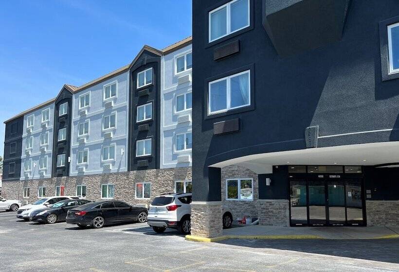 هتل Country Inn & Suites By Radisson Rehoboth Beach   Dewey