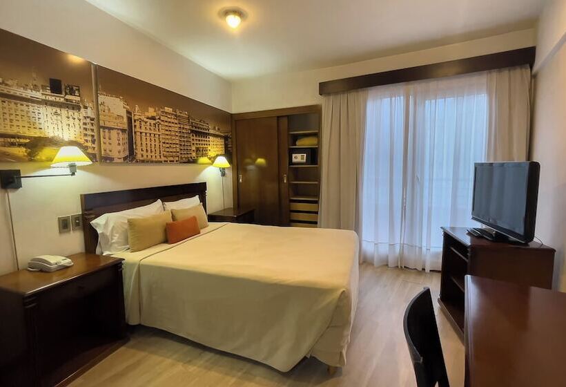Fotos del hotel Reconquista Plaza:  2