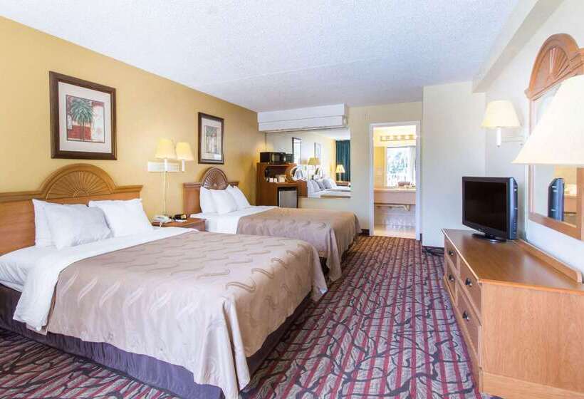 Hotel Rodeway Inn Central Clearwater Beach