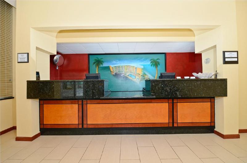 هتل Rushhh Daytona Beach, Tapestry Collection By Hilton
